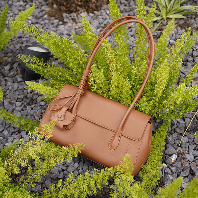 Women's shoulder bag