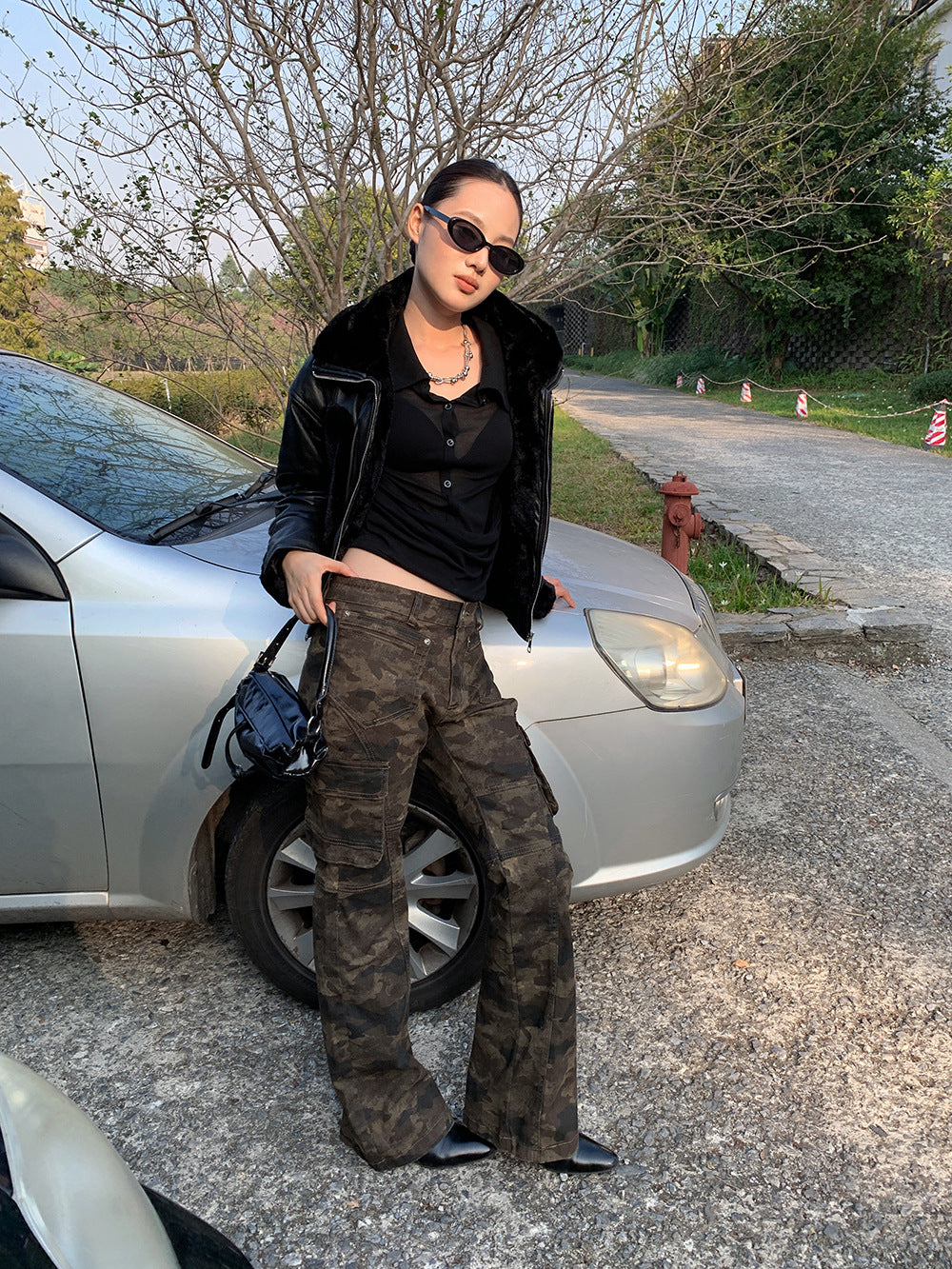 Versatile flared camouflage cargo pantS
